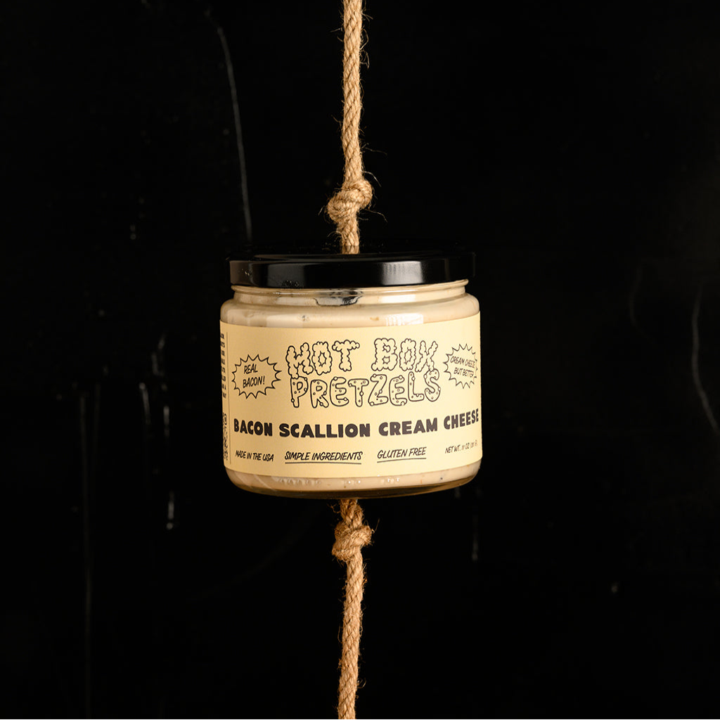 Bacon & Scallion Cream Cheese 11oz